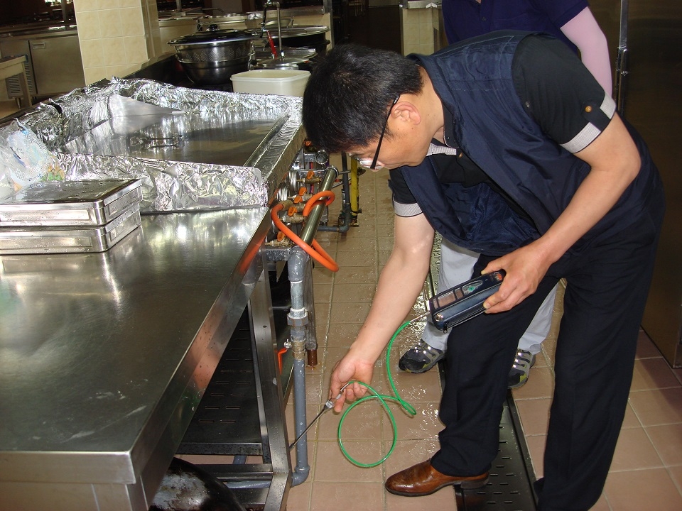 경북도는 14일까지 도내 다중이용시설에 대한 추석대비 안전점검에 나섰다.